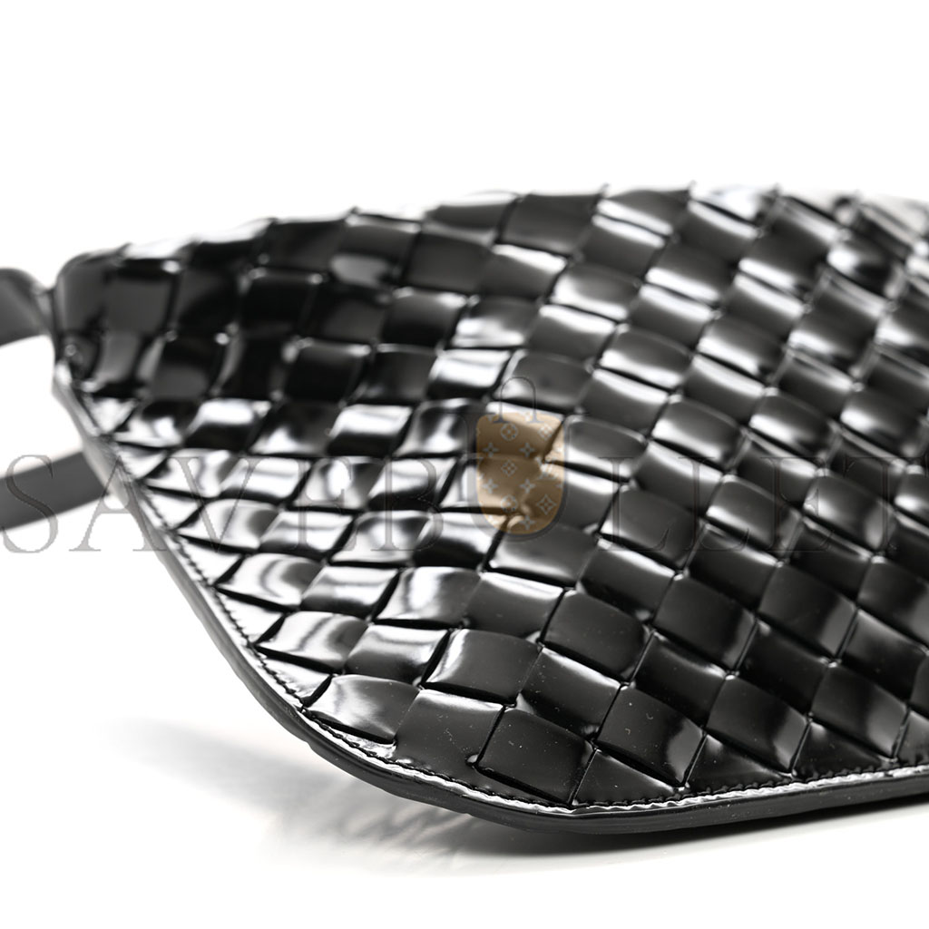 BOTTEGA VENETA PATENT INTRECCIATO SHOULDER BAG BLACK (31*20*3cm)