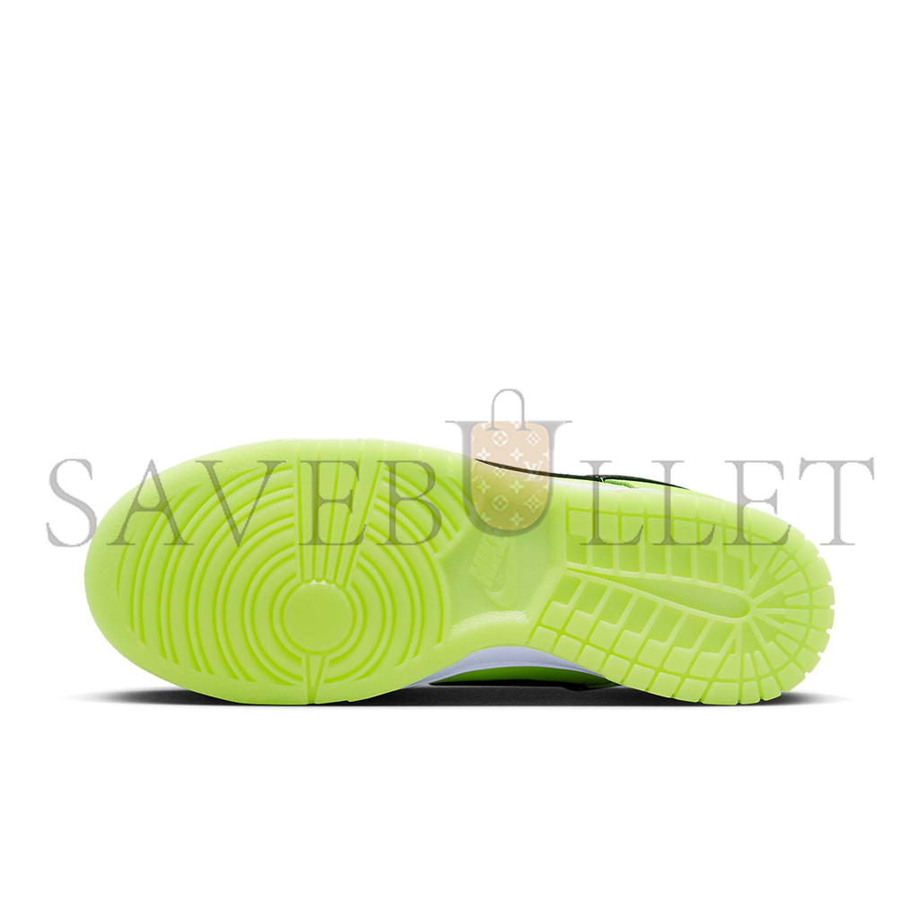 NIKE DUNK LOW GLOW IN THE DARK FJ4610-702