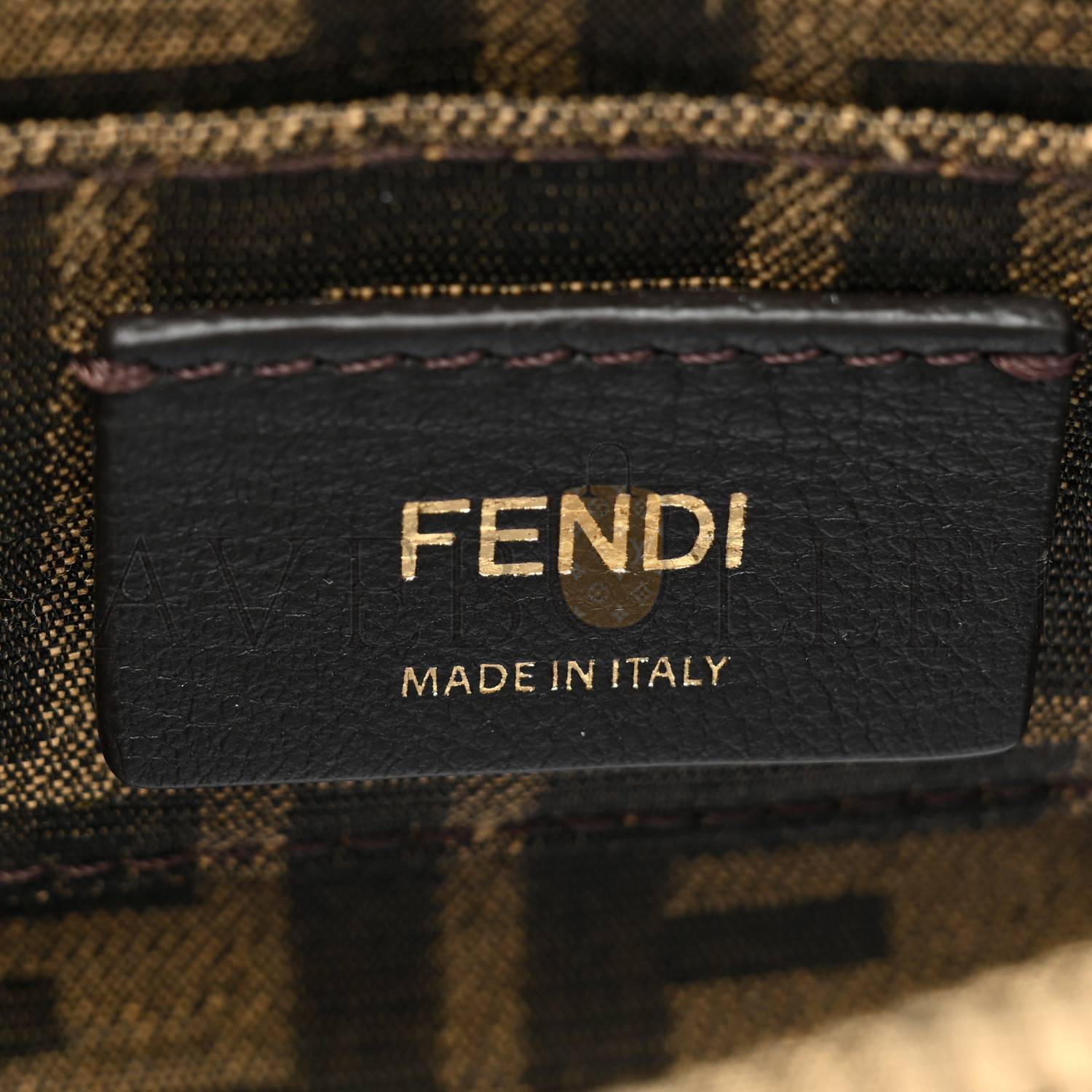 FENDI VITELLO KING PLEXIGLASS LOGO EMBOSSED MINI BY THE WAY TOP HANDLE BOSTON BAG BLACK (18*11*8cm)