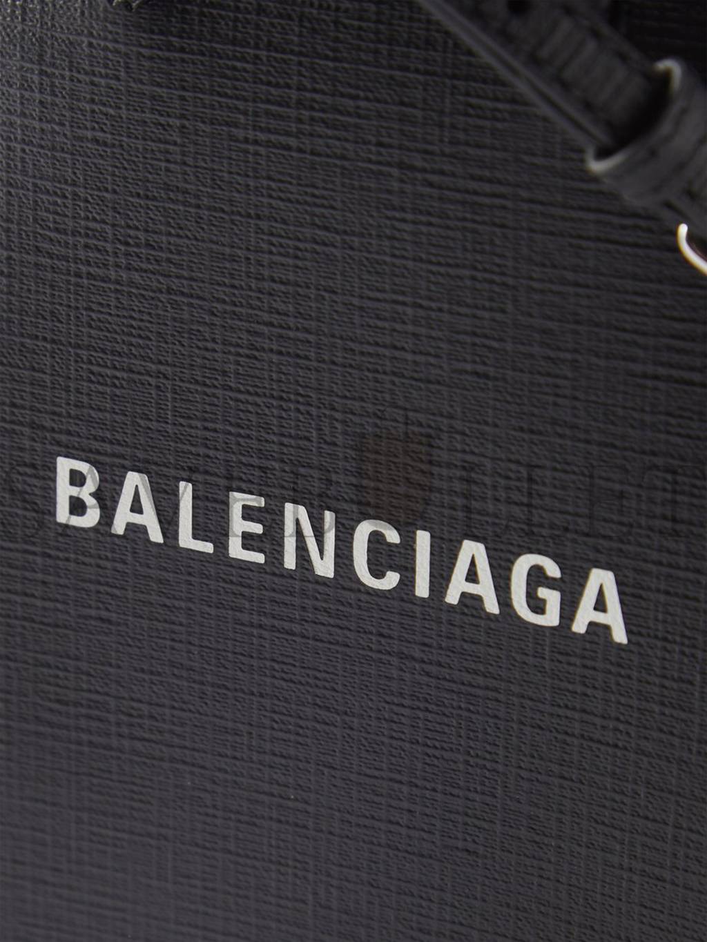 BALENCIAGA BLACK SHOPPING MINI LEATHER CROSS-BODY BAG  MATCHESFASHION US (18*12.4*4.8cm)