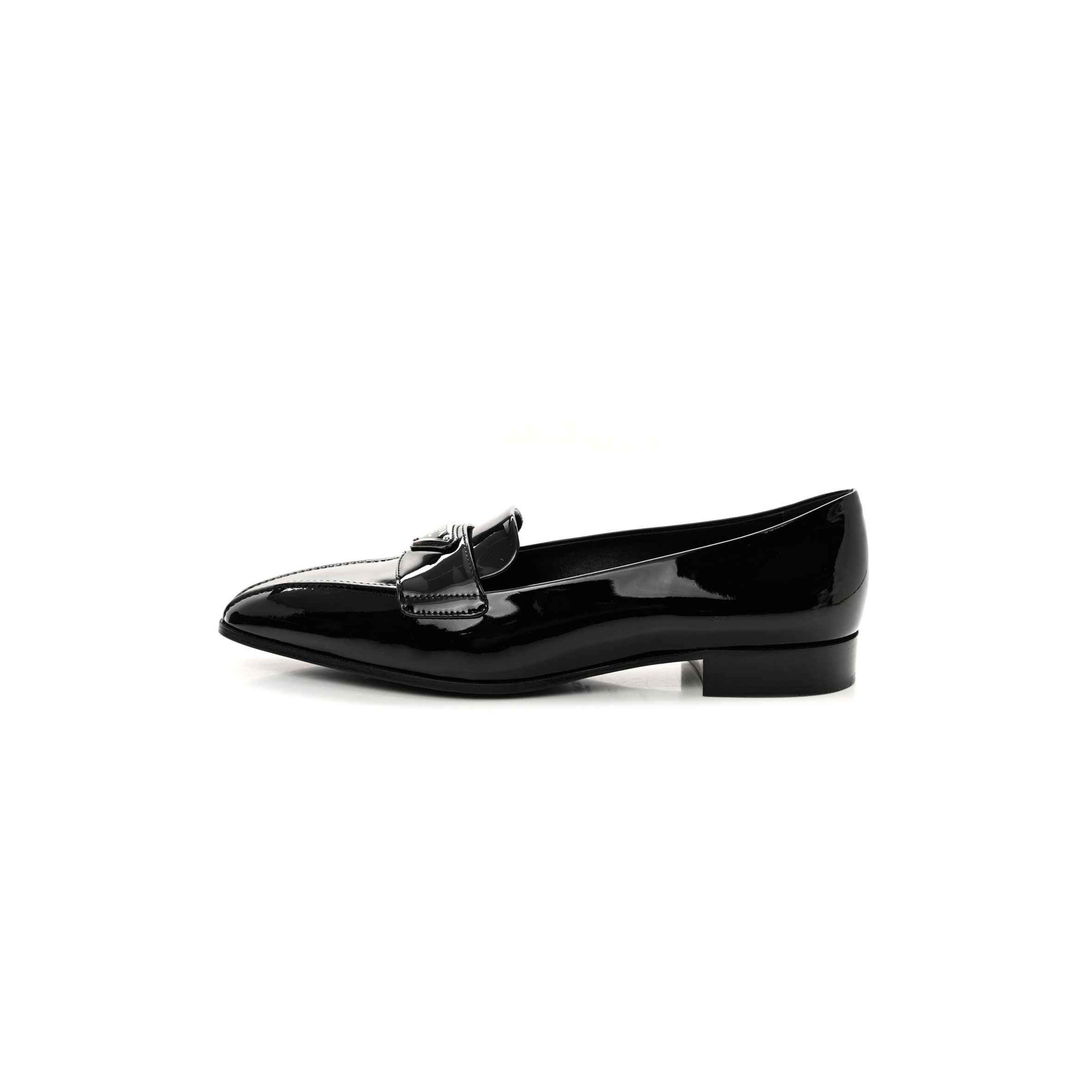 PRADA VERNICE METAL TRIANGLE LOGO POINTED TOE 25MM LOAFERS 37.5 BLACK