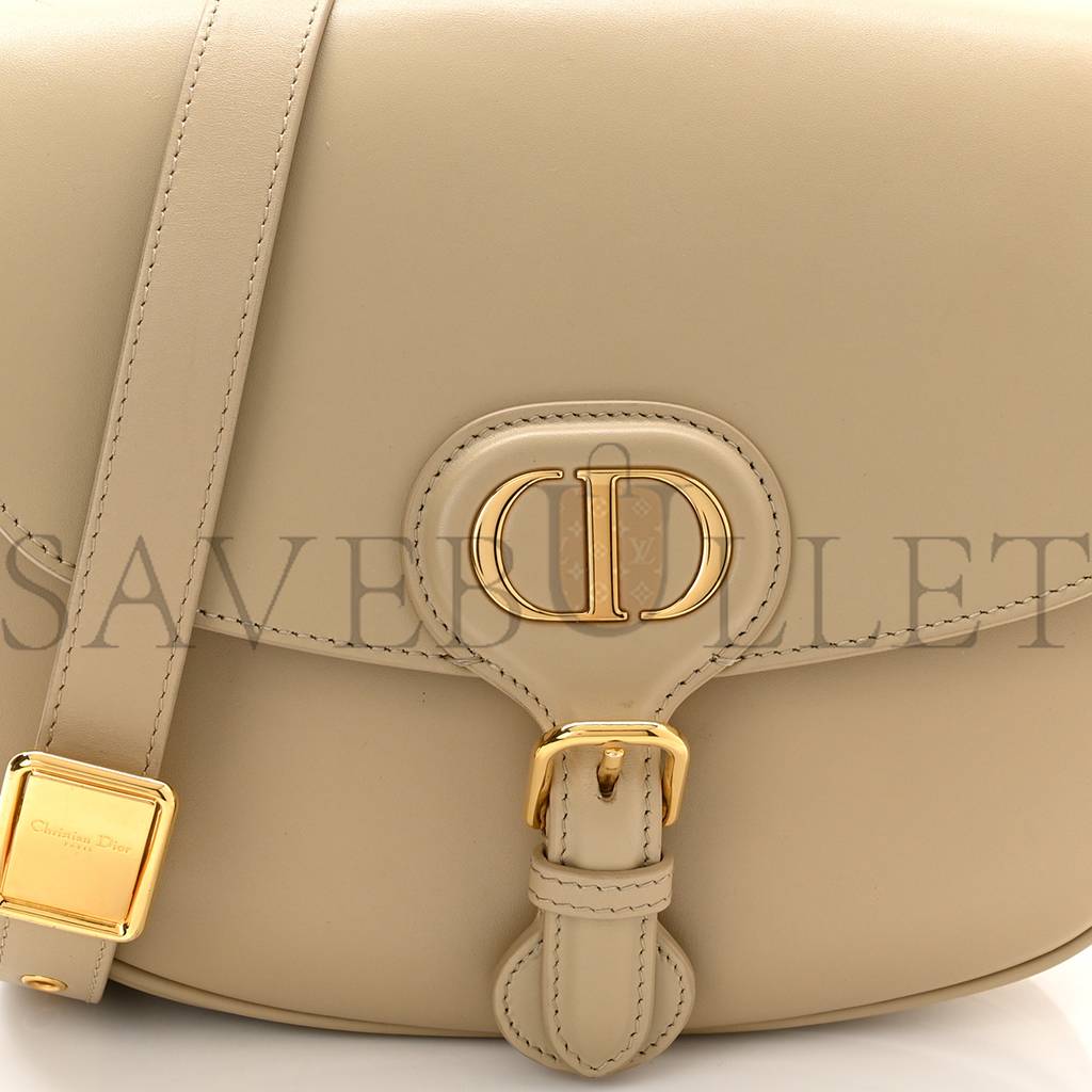 DIOR BOX CALFSKIN MEDIUM BOBBY FLAP BEIGE (22*17*6.4cm)