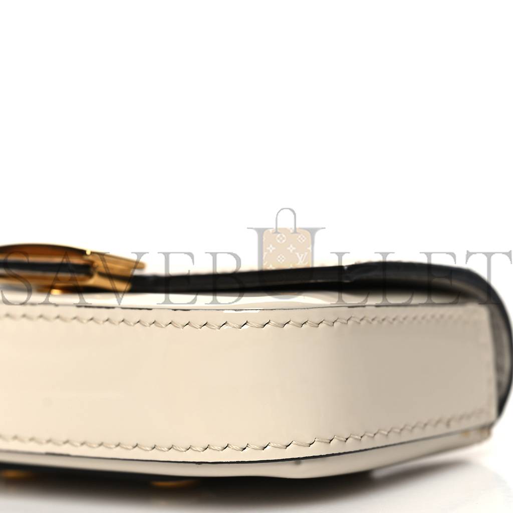 FENDI PATENT NANO BAGUETTE BELT CHARM WHITE (10*7*2cm)